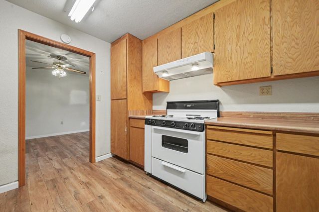 5039 Old EmigrantTrail East, Mountain Ranch, CA 95246