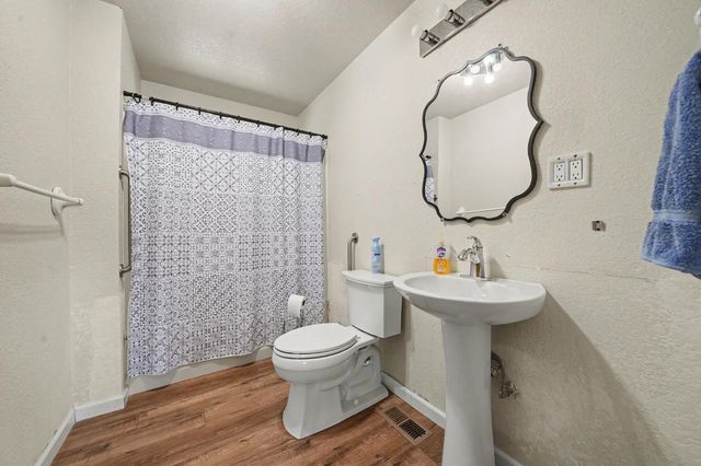 5039 Old EmigrantTrail East, Mountain Ranch, CA 95246