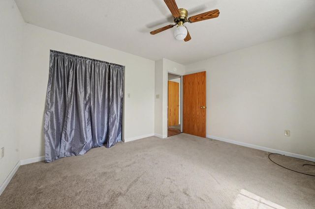 5039 Old EmigrantTrail East, Mountain Ranch, CA 95246