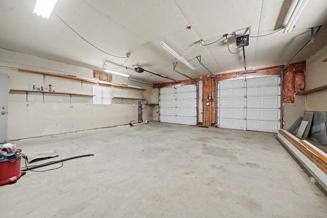 5039 Old EmigrantTrail East, Mountain Ranch, CA 95246