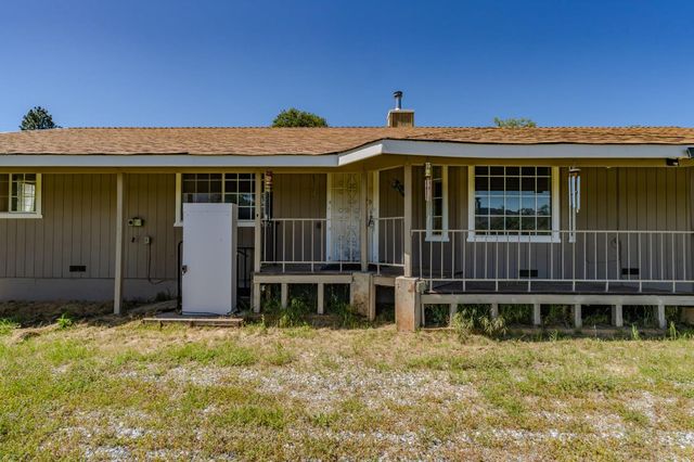5039 Old EmigrantTrail East, Mountain Ranch, CA 95246