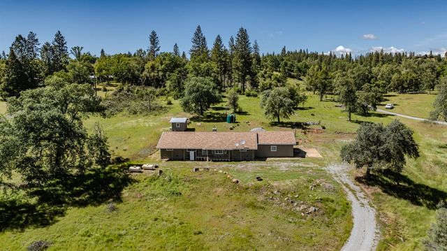 5039 Old EmigrantTrail East, Mountain Ranch, CA 95246