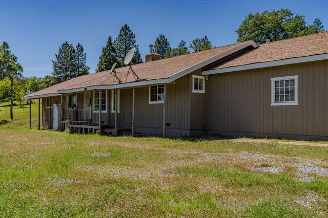 5039 Old EmigrantTrail East, Mountain Ranch, CA 95246