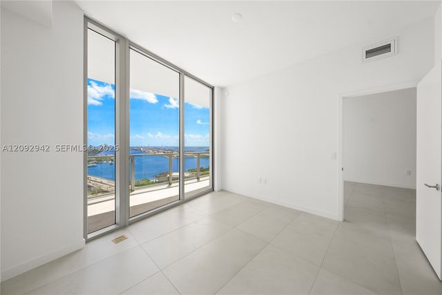 1400 Biscayne Boulevard 3005, Miami, FL 33132
