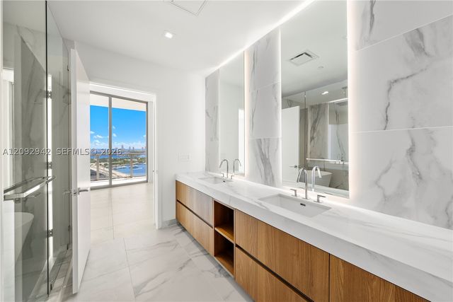 1400 Biscayne Boulevard 3005, Miami, FL 33132