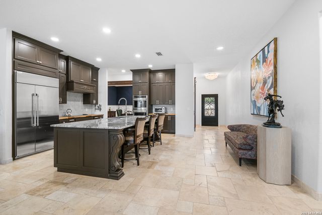 169 Nueces, Boerne, TX 78006