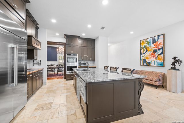 169 Nueces, Boerne, TX 78006