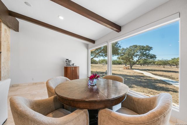 169 Nueces, Boerne, TX 78006