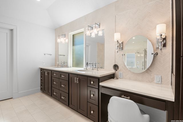 169 Nueces, Boerne, TX 78006