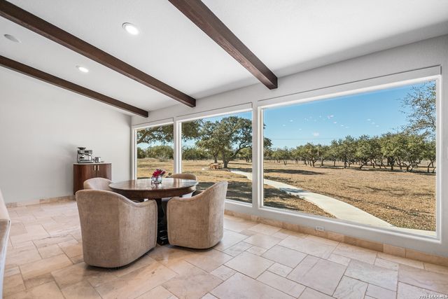 169 Nueces, Boerne, TX 78006