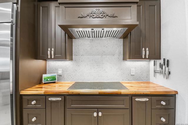 169 Nueces, Boerne, TX 78006