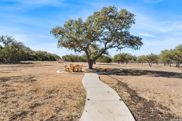 169 Nueces, Boerne, TX 78006