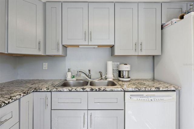50 SHEOAH BOULEVARD 33, Winter Springs, FL 32708