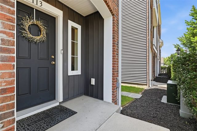113 Meeder Ln, Cranberry Twp, PA 16066