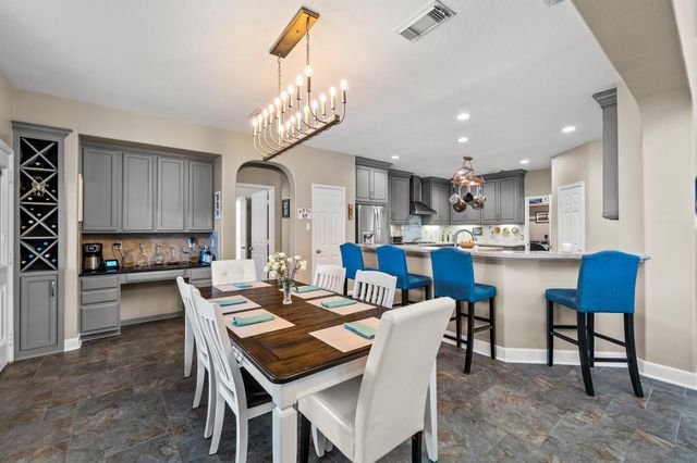 2306 Bell Creek Court, Pearland, TX 77584