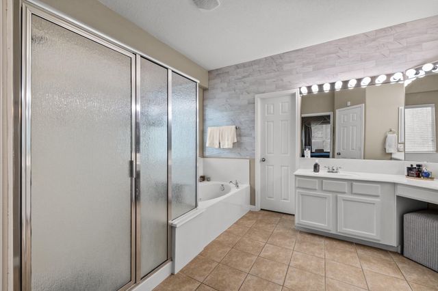 2306 Bell Creek Court, Pearland, TX 77584