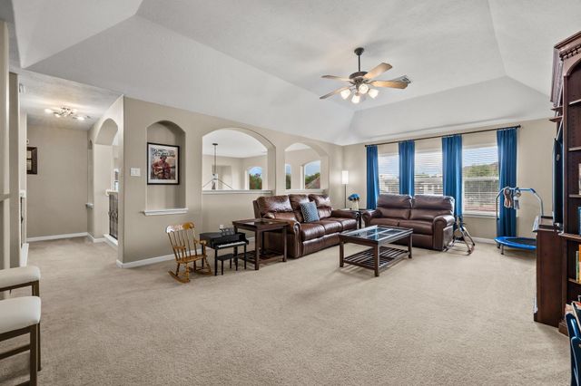 2306 Bell Creek Court, Pearland, TX 77584