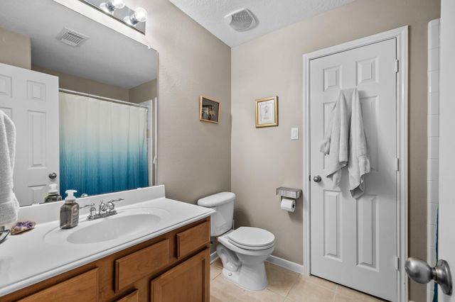 2306 Bell Creek Court, Pearland, TX 77584