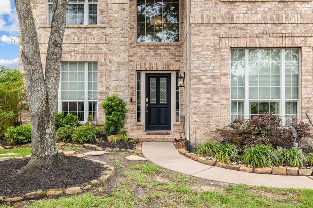2306 Bell Creek Court, Pearland, TX 77584