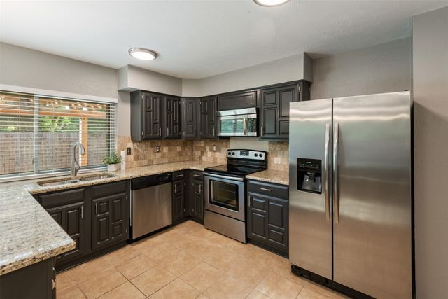 2316 Chinaberry Drive, Bedford, TX 76021