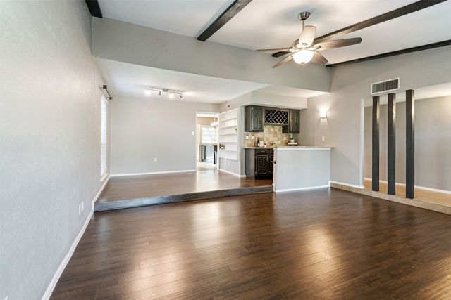 2316 Chinaberry Drive, Bedford, TX 76021
