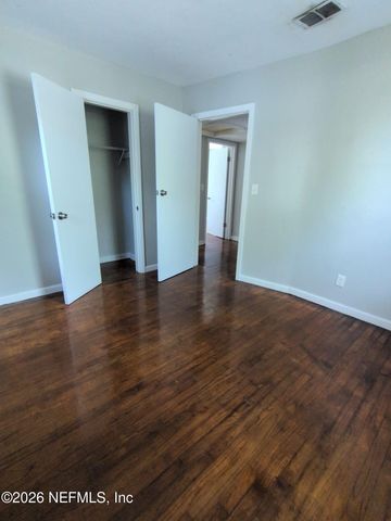 5217 MAYS Drive, Jacksonville, FL 32209