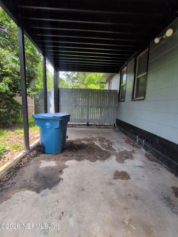 5217 MAYS Drive, Jacksonville, FL 32209