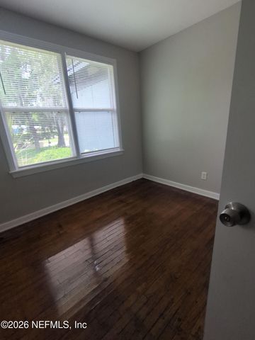 5217 MAYS Drive, Jacksonville, FL 32209