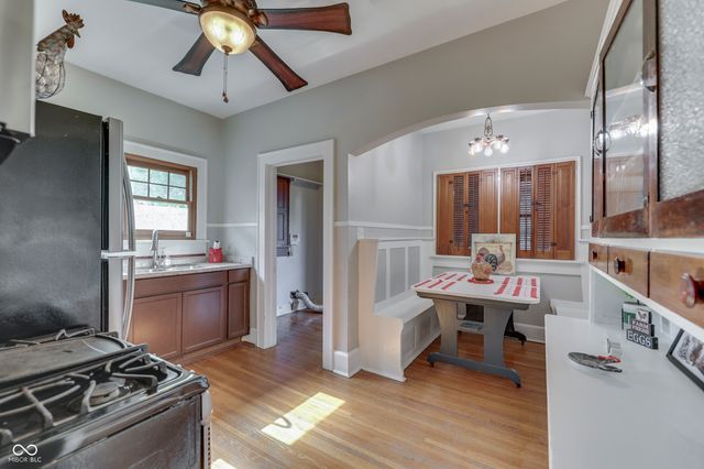 1005 Main Street, Beech Grove, IN 46107