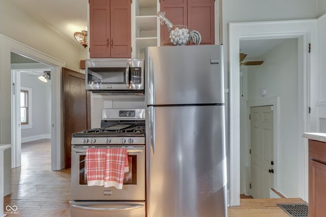 1005 Main Street, Beech Grove, IN 46107