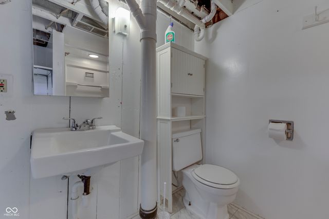 1005 Main Street, Beech Grove, IN 46107