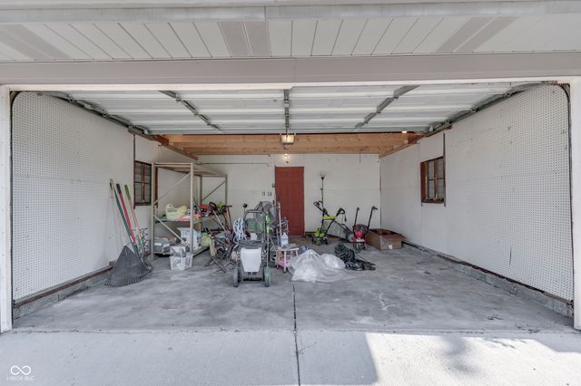 1005 Main Street, Beech Grove, IN 46107