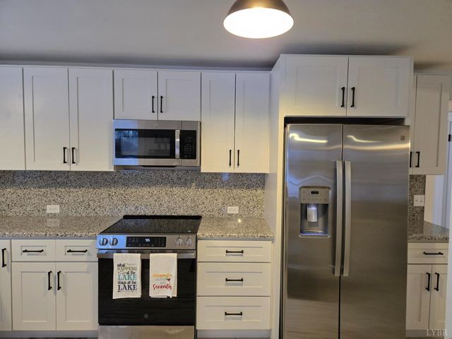 4015 White House Road, Moneta, VA 24121