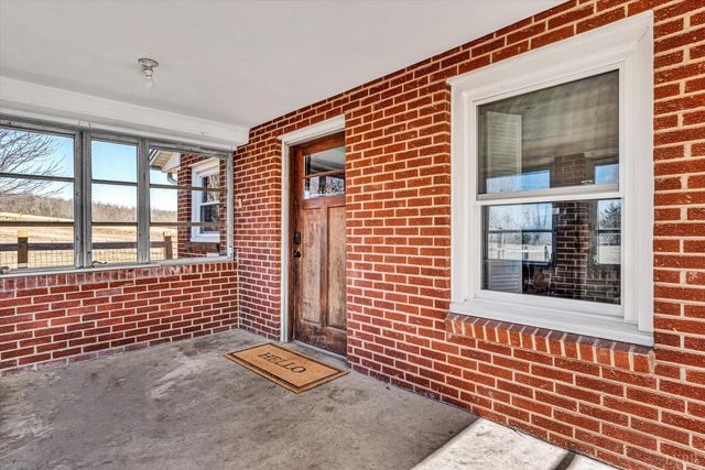 4015 White House Road, Moneta, VA 24121