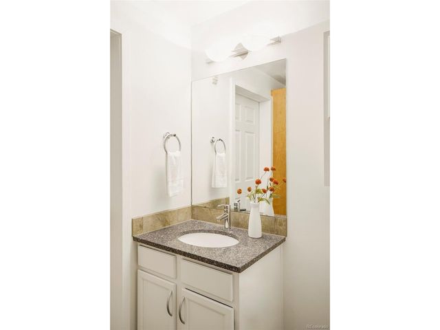 1313 S Clarkson St 208, Denver, CO 80210