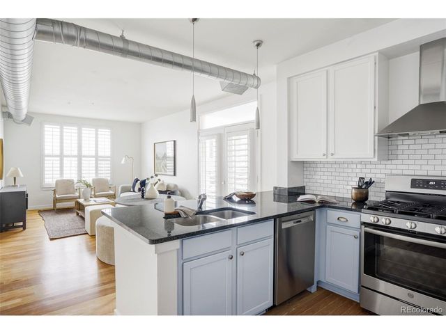 1313 S Clarkson St 208, Denver, CO 80210