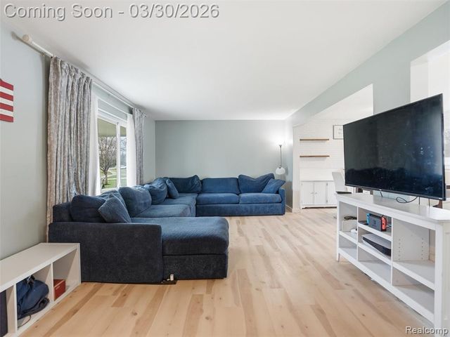 40326 William Drive, Sterling Heights, MI 48313