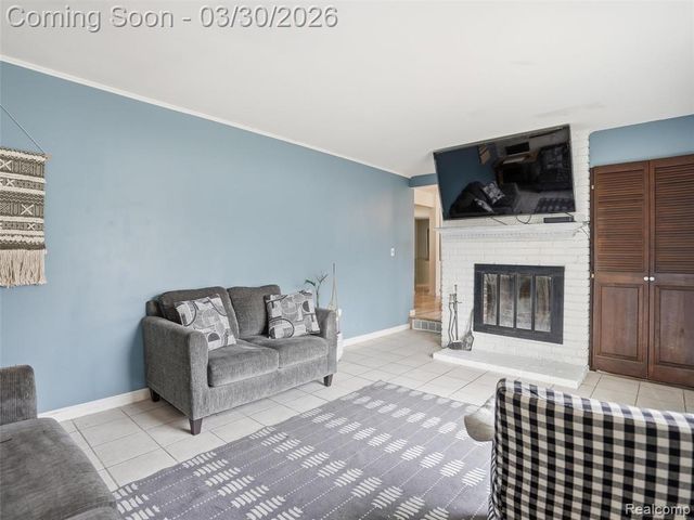 40326 William Drive, Sterling Heights, MI 48313