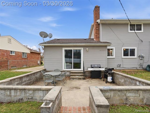 40326 William Drive, Sterling Heights, MI 48313