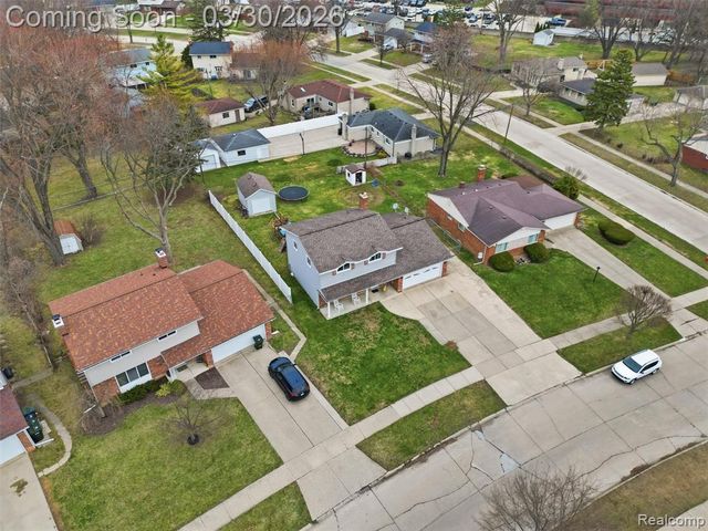 40326 William Drive, Sterling Heights, MI 48313
