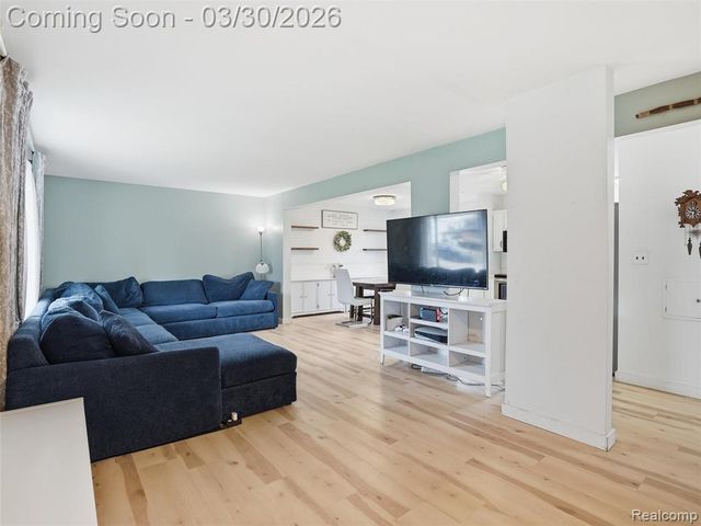 40326 William Drive, Sterling Heights, MI 48313