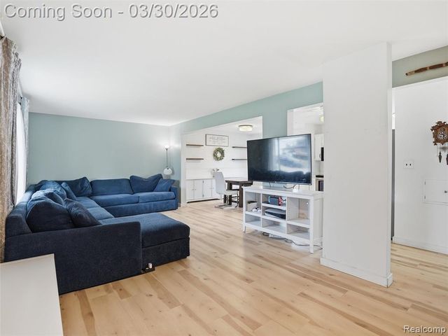 40326 William Drive, Sterling Heights, MI 48313