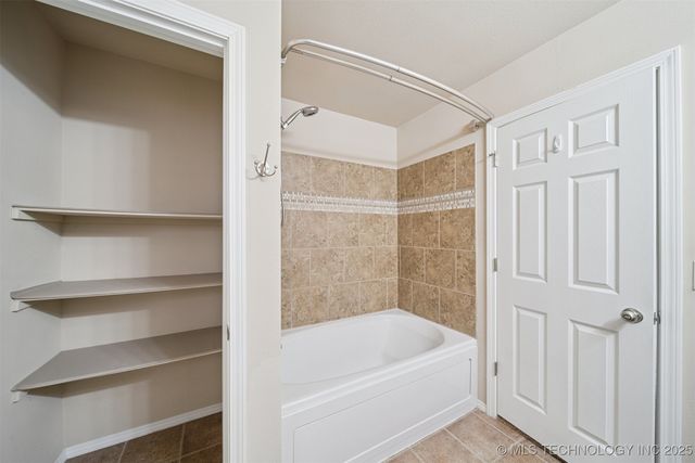 25173 E 91st Place S, Broken Arrow, OK 74014