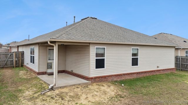 25173 E 91st Place S, Broken Arrow, OK 74014