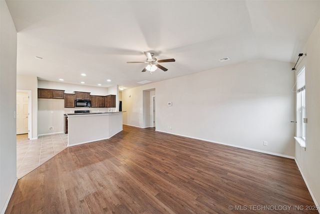 25173 E 91st Place S, Broken Arrow, OK 74014