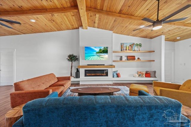 3996 Gordon Wells Dr, Milton, FL 32583