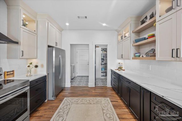 3996 Gordon Wells Dr, Milton, FL 32583