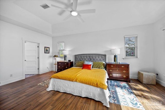 3996 Gordon Wells Dr, Milton, FL 32583