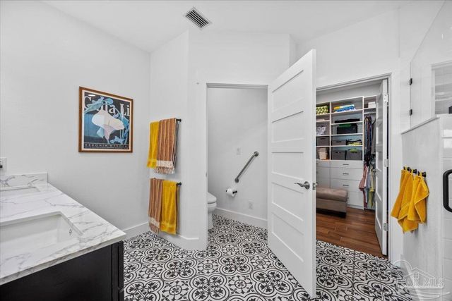 3996 Gordon Wells Dr, Milton, FL 32583