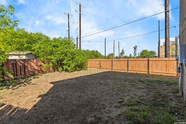 7955 RUBY MDW, San Antonio, TX 78251